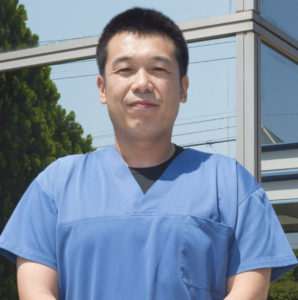 整形外科学・関節リウマチ学・リハビリテーション科学、外傷学、肩関節スポーツ学｜医師｜山口　重貴(院長)