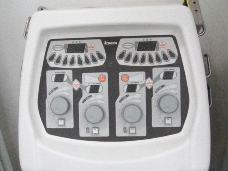 山口医院　キセノン